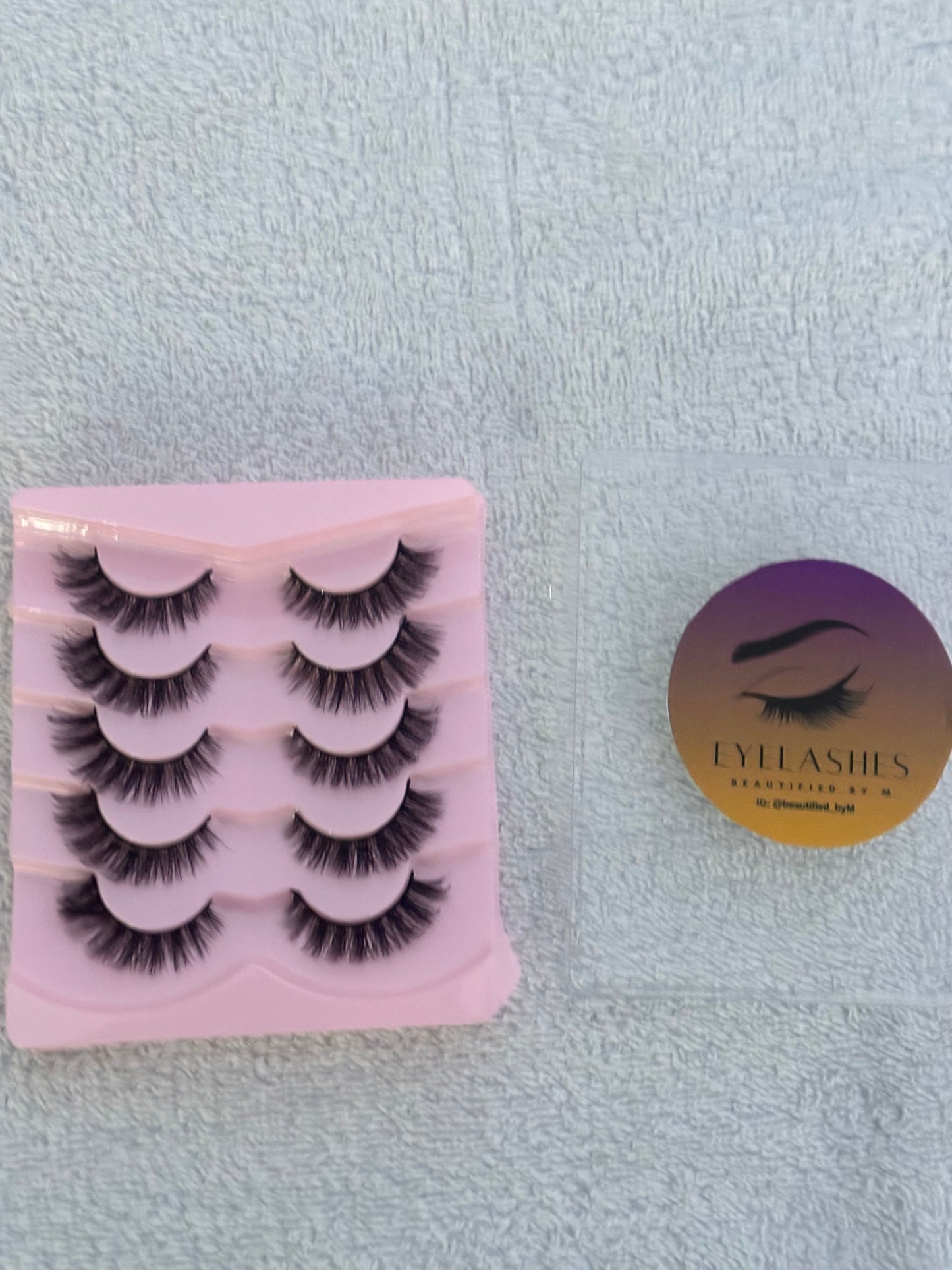 BM006: Natural look Wispy Silky Eyelashes