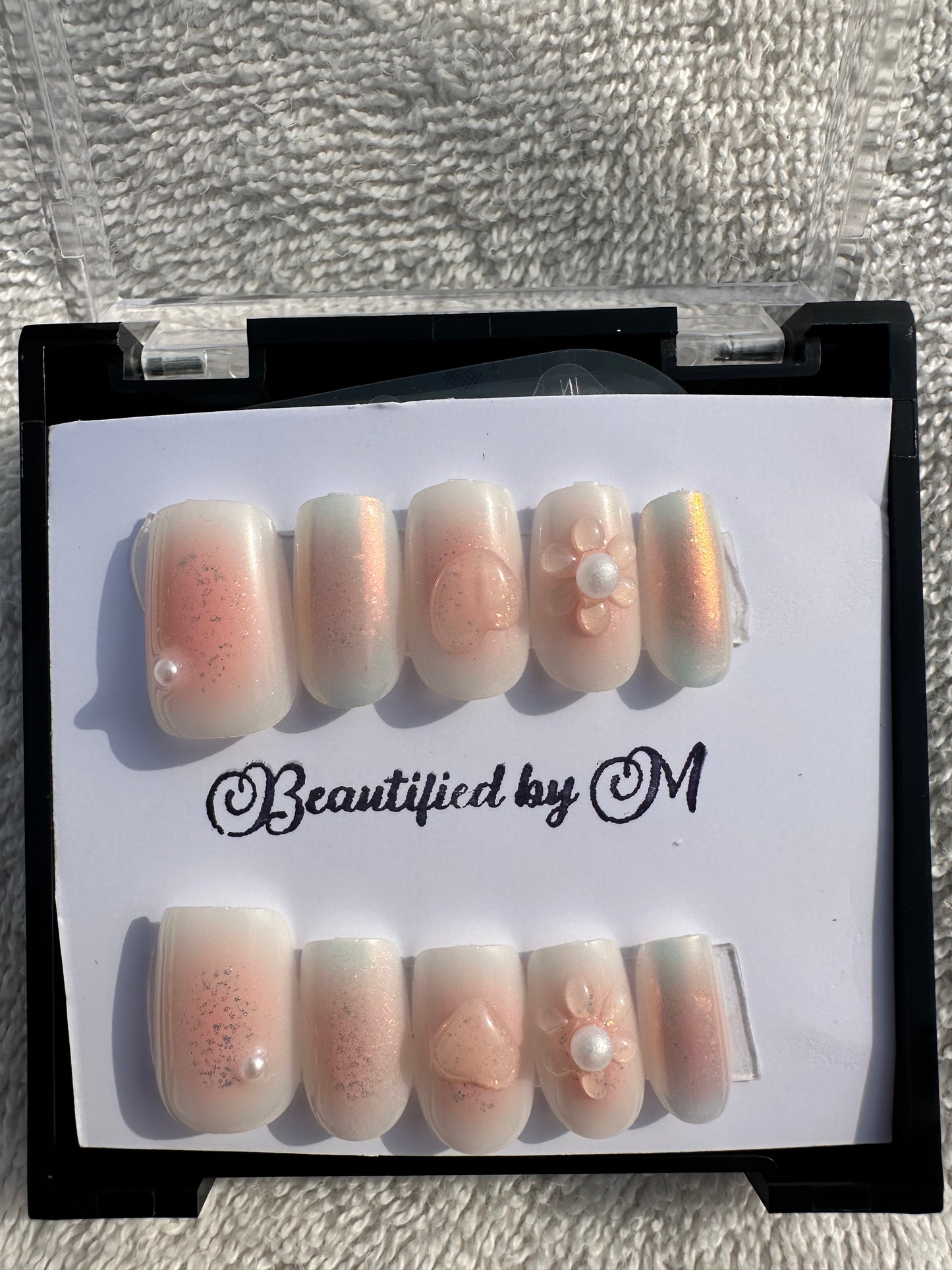NM06: Cloudy Marshmallow Press On Nails 24 Pieces