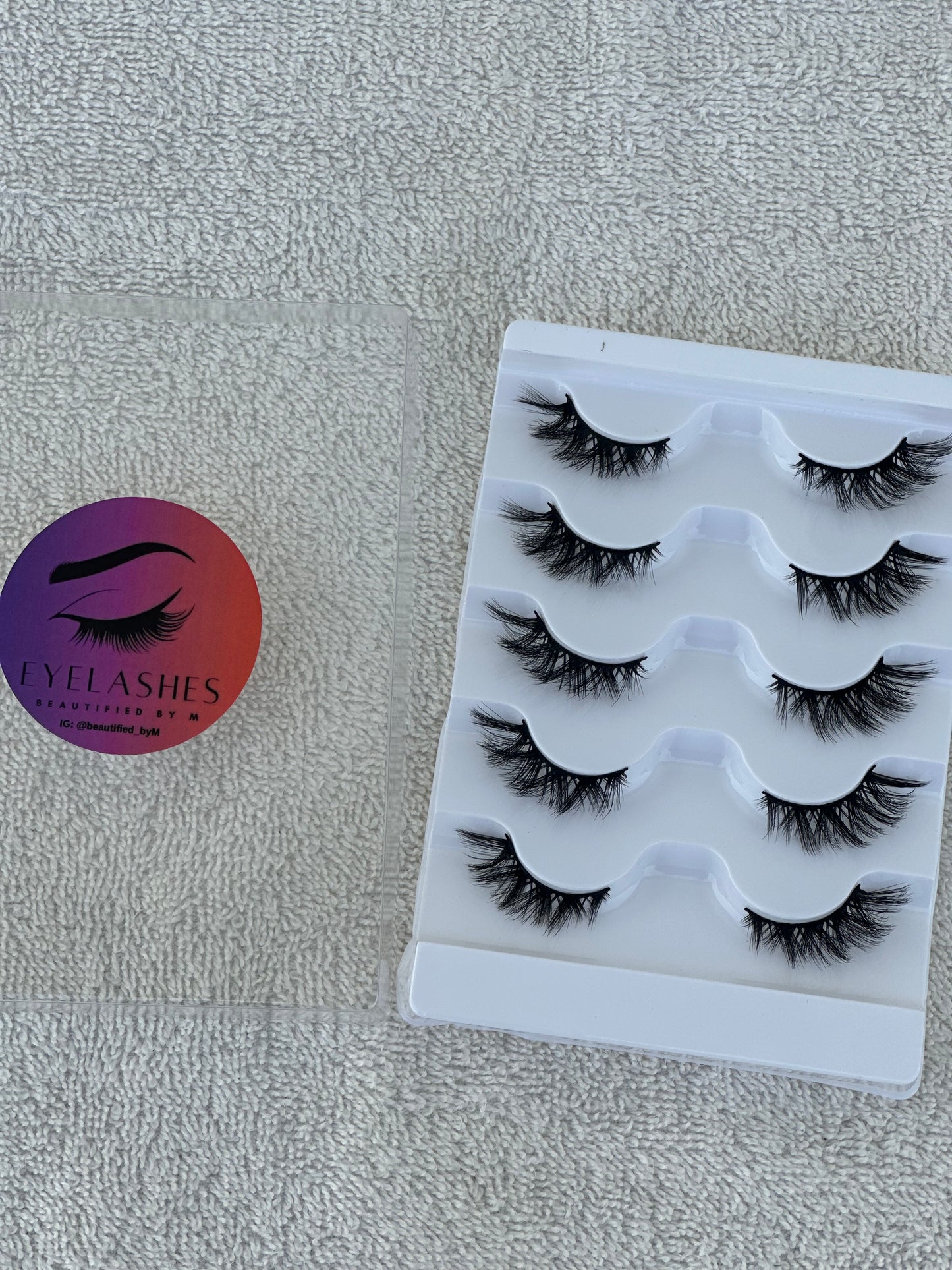 BM13: Soft Mink Half Cat Eye Lashes