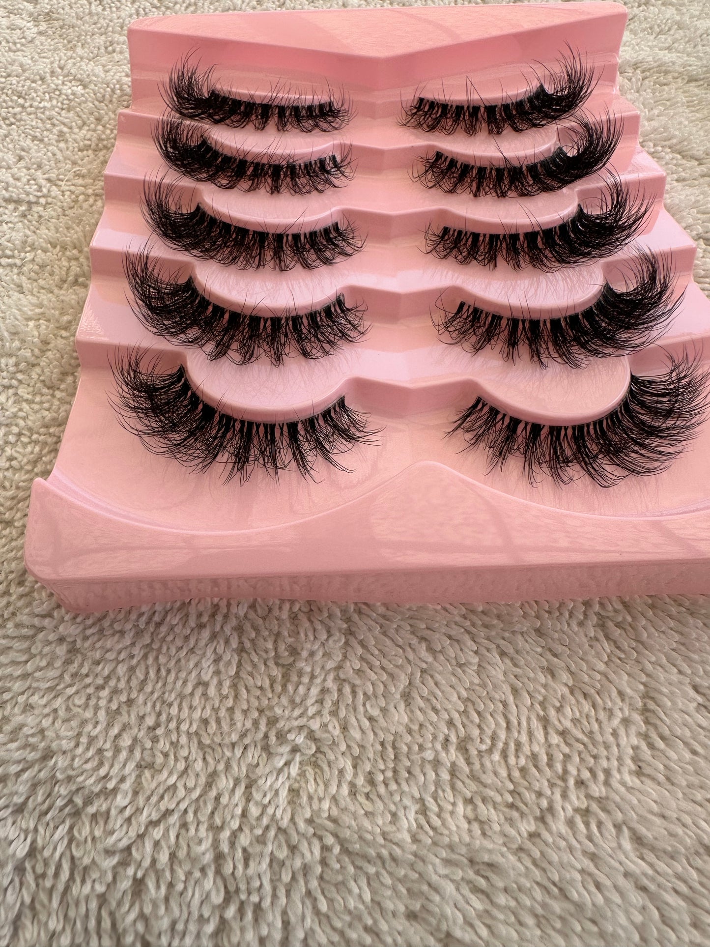 BM003: Natural curl resuable False Eyelashes