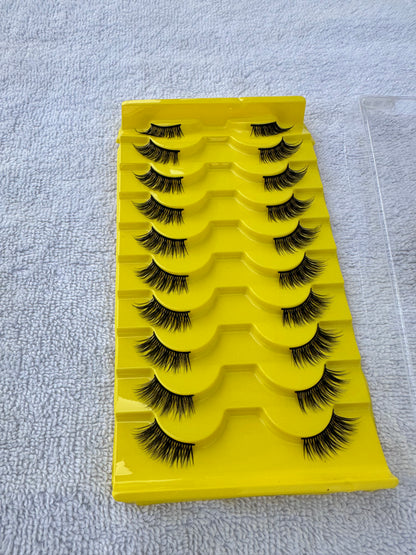 BM010: 10 Pairs Half Eye Cat Eyelashes – Natural Lift, Flirty Flair