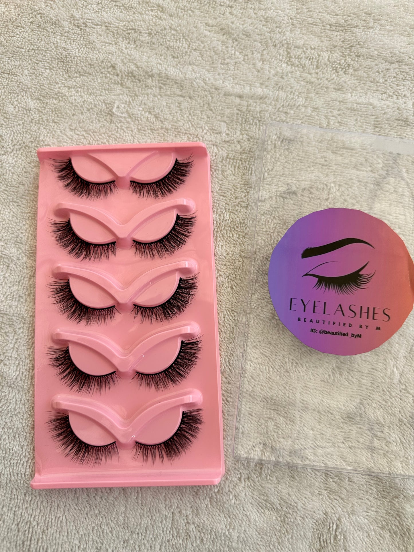 BM05: Fluffy Full Strip False Lashes 5 Pairs