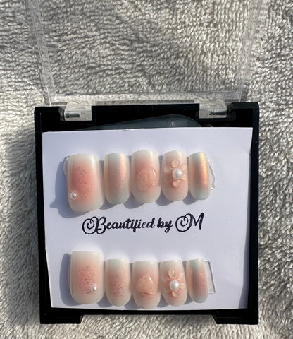 NM06: Cloudy Marshmallow Press On Nails 24 Pieces
