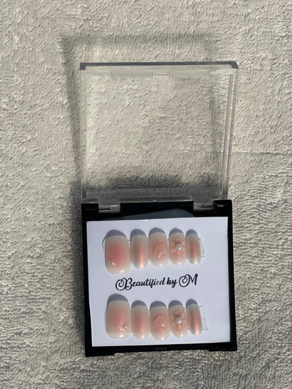 NM06: Cloudy Marshmallow Press On Nails 24 Pieces