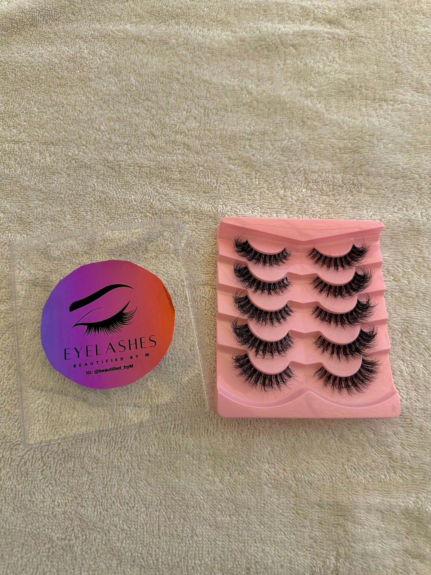 BM003: Natural curl resuable False Eyelashes