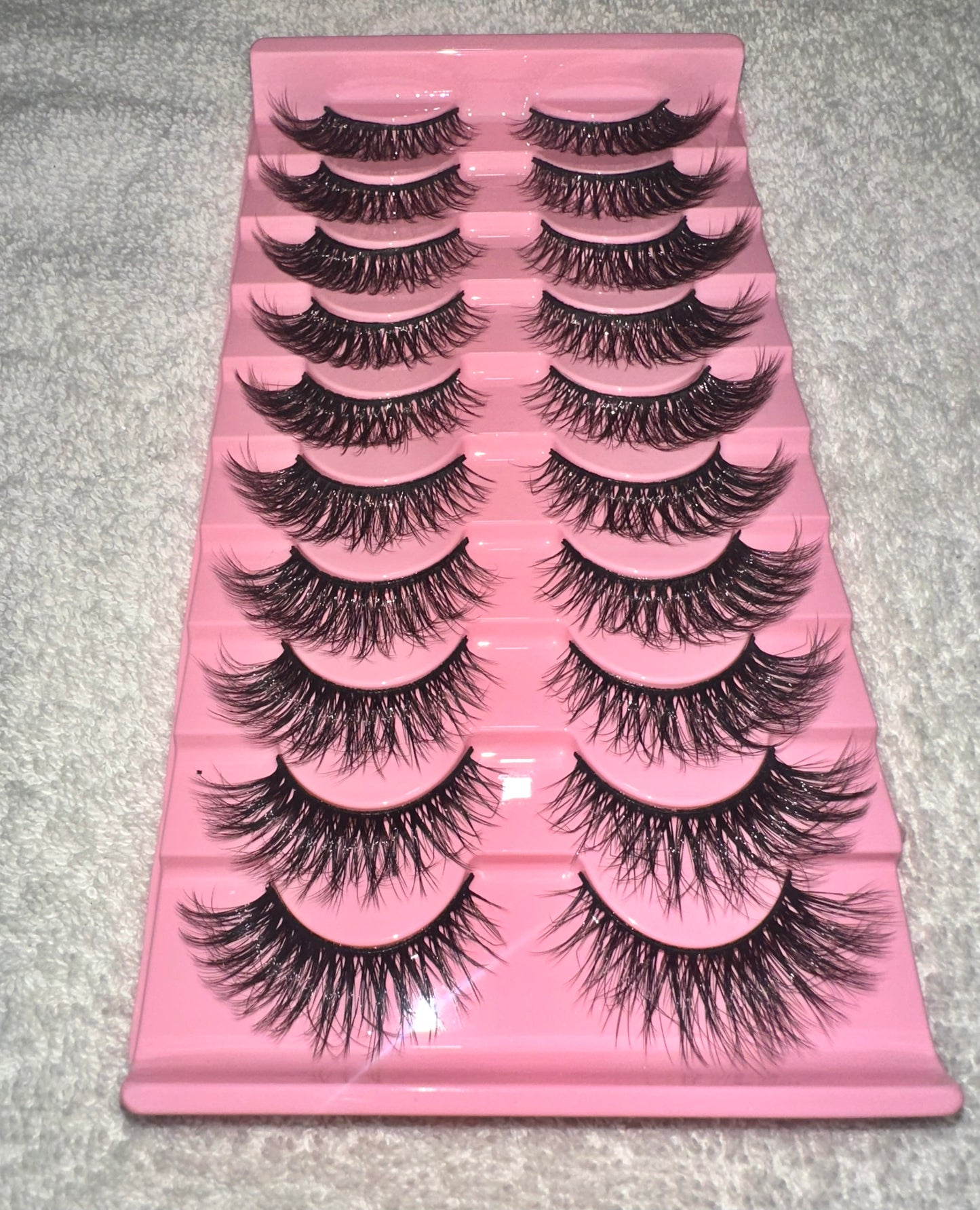 BM1.1: Premium Thick And Natural C-Curl False Lashes 10 Pairs