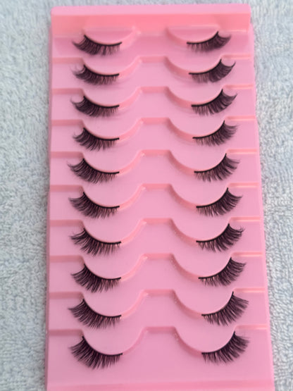 Natural/Fluffy Short Accent Half Eyelashes 10 Pairs
