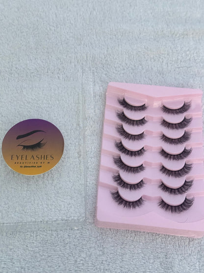 BM11: 7 Pairs Soft Natural Realistic Mink Eyelashes