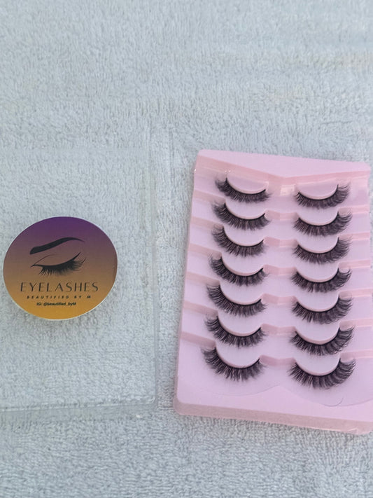 BM11: 7 Pairs Soft Natural Realistic Mink Eyelashes